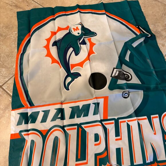 Wincraft Sports NFL Miami Dolphins Helmet Logo 36" x 26" Football Polyester Flag - Picture 3 of 9